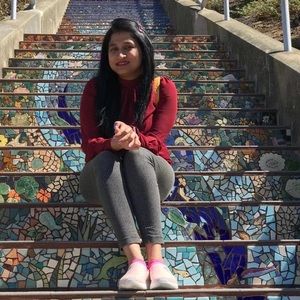 Meet your Posher, Tania